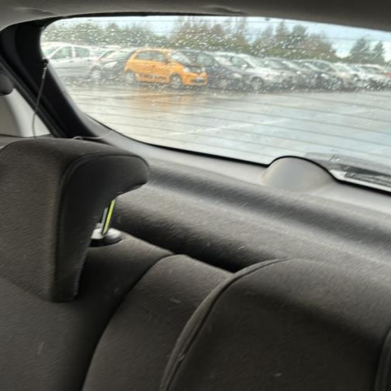 Renfort pare choc avant (traverse) CITROEN C3 2 Photo n°10