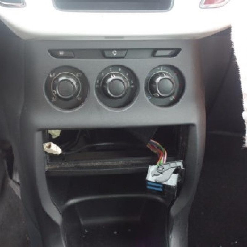Renfort pare choc avant (traverse) CITROEN C3 2 Photo n°8