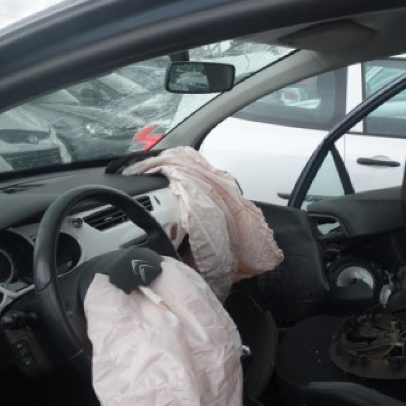 Renfort pare choc avant (traverse) CITROEN C3 2 Photo n°9