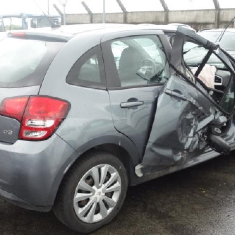 Renfort pare choc avant (traverse) CITROEN C3 2 Photo n°13