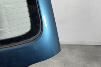 Malle/Hayon arriere VOLKSWAGEN TOURAN 1