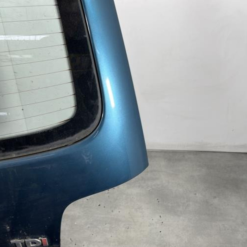 Malle/Hayon arriere VOLKSWAGEN TOURAN 1 Photo n°4