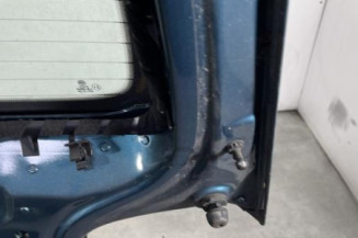 Malle/Hayon arriere VOLKSWAGEN TOURAN 1