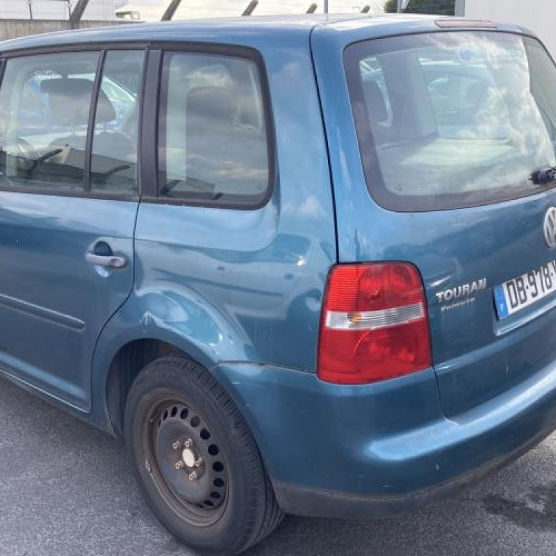 Malle/Hayon arriere VOLKSWAGEN TOURAN 1 Photo n°17