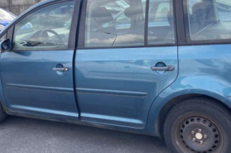 Malle/Hayon arriere VOLKSWAGEN TOURAN 1