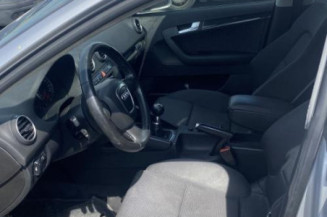 Eclairage de plaque AUDI A3 2