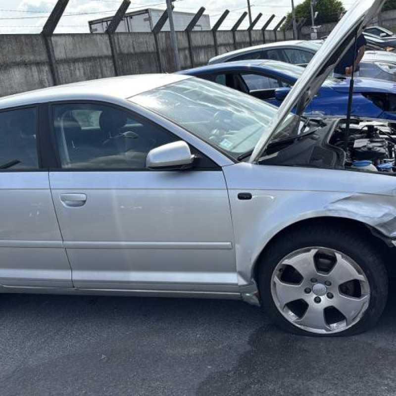 Serrure arriere droit AUDI A3 2 Photo n°13