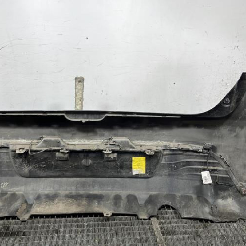 Pare choc arriere RENAULT CLIO 4 Photo n°5