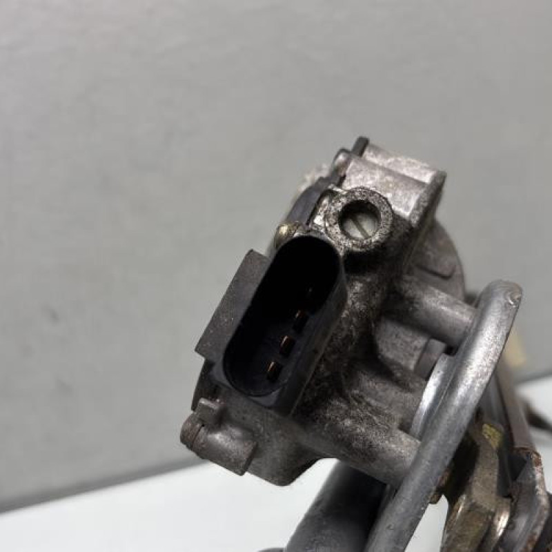 Moteur essuie glace avant AUDI A4 1 Photo n°7