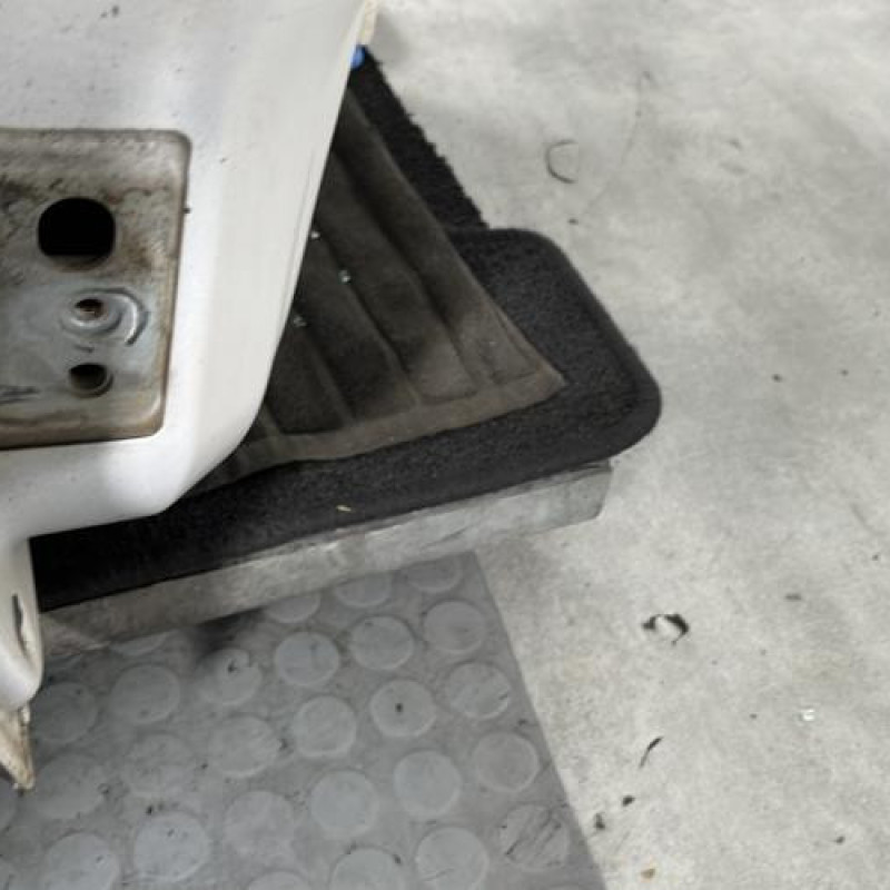 Porte avant droit PEUGEOT 207 Photo n°5