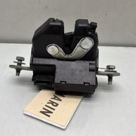 Serrure de coffre FIAT 500 2