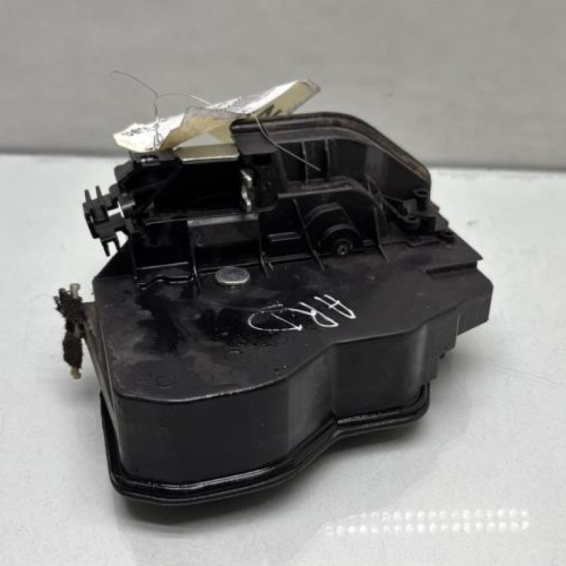 Serrure arriere droit BMW SERIE 1 F20 Photo n°2