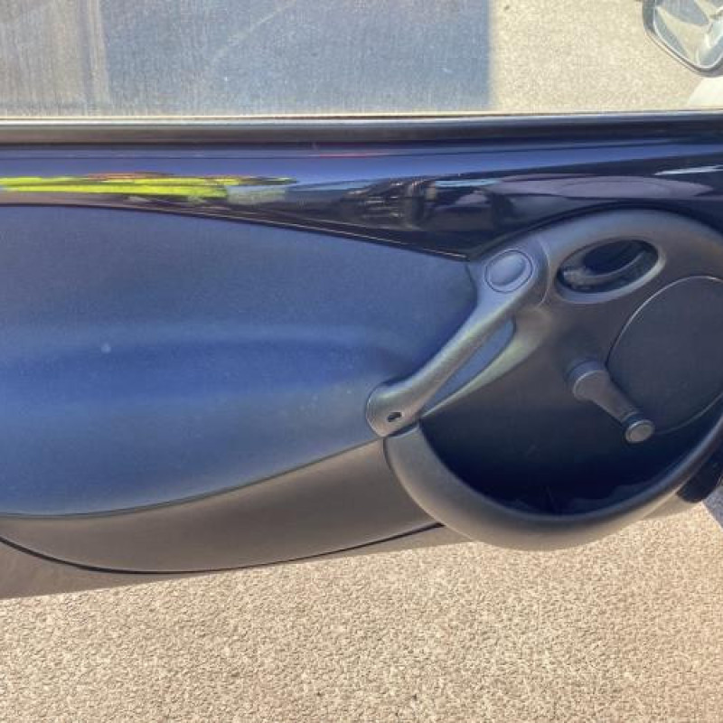 Serrure avant droit FORD KA 1 Photo n°13