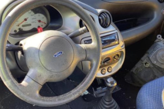 Serrure avant droit FORD KA 1
