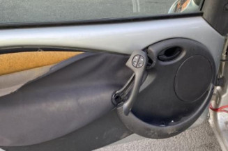 Serrure avant gauche FORD KA 1