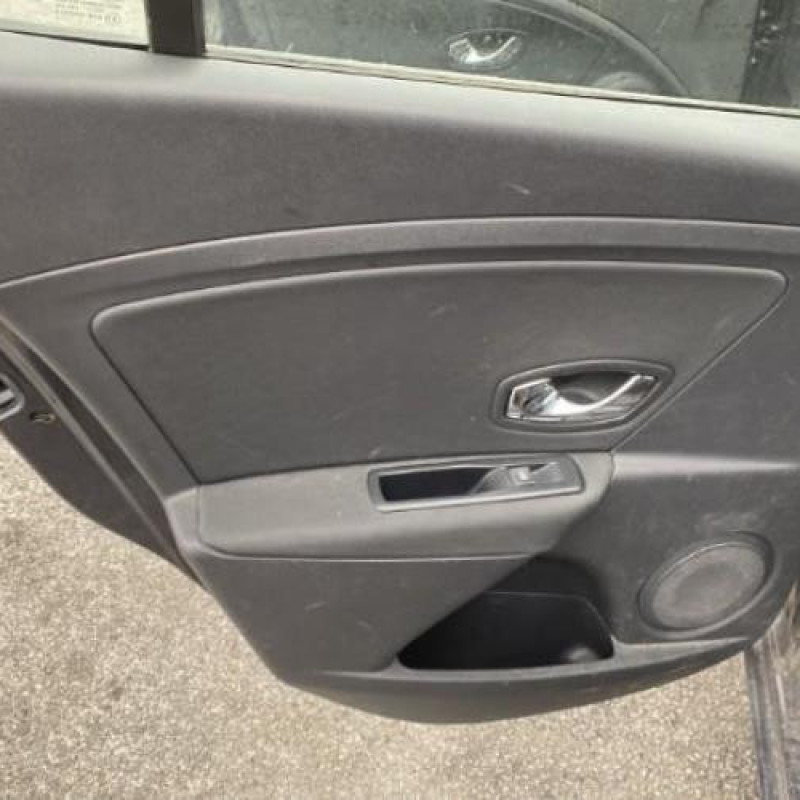 Moteur RENAULT MEGANE 3 Photo n°17
