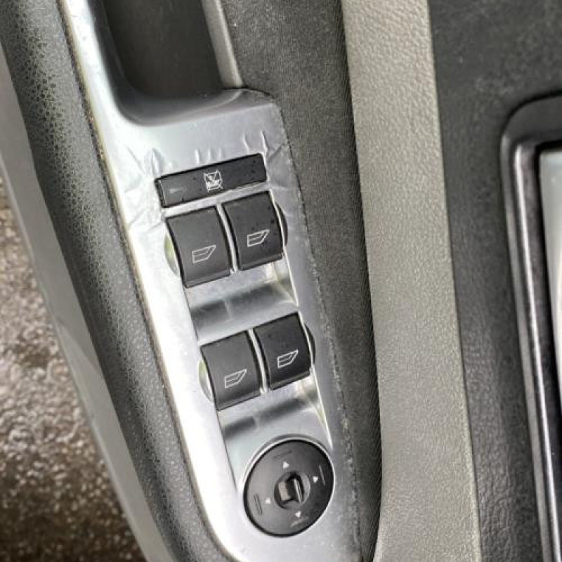Interrupteur de leve vitre arriere gauche FORD FOCUS 2 Photo n°10