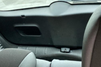 Feu arriere secondaire gauche (feux) CITROEN C3 2