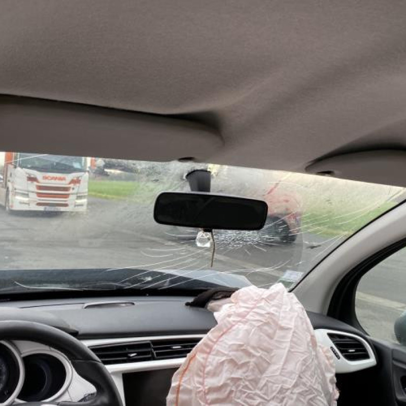 Feu arriere secondaire droit (feux) CITROEN C3 2 Photo n°14