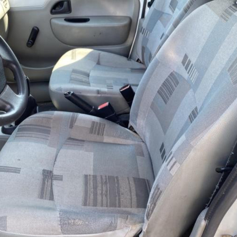 Pretensionneur de ceinture avant droit RENAULT KANGOO 1 Photo n°17