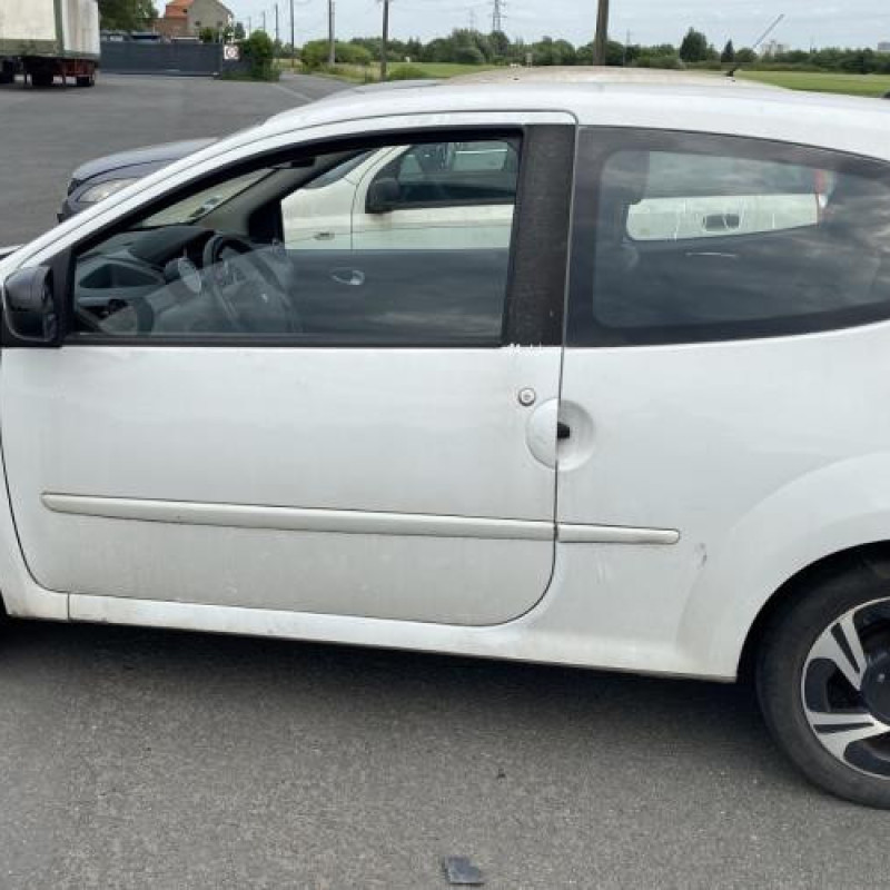 Serrure avant gauche RENAULT TWINGO 2 Photo n°12