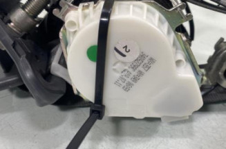Pretensionneur de ceinture avant droit RENAULT CLIO 3