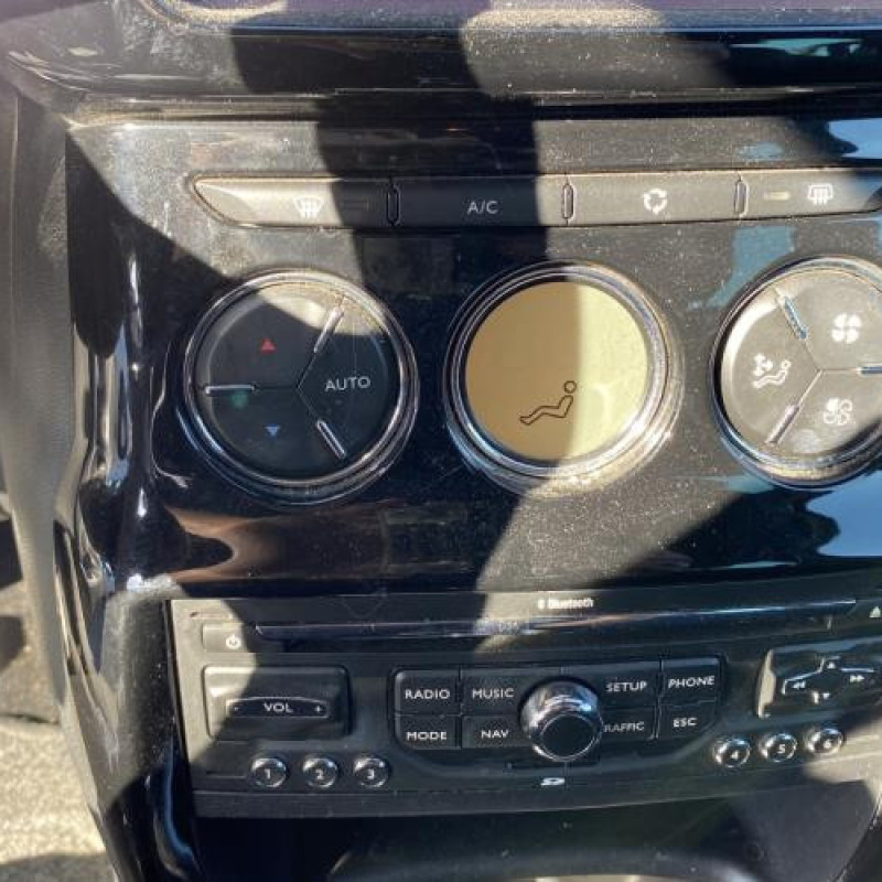 Autoradio d'origine CITROEN DS3 Photo n°18