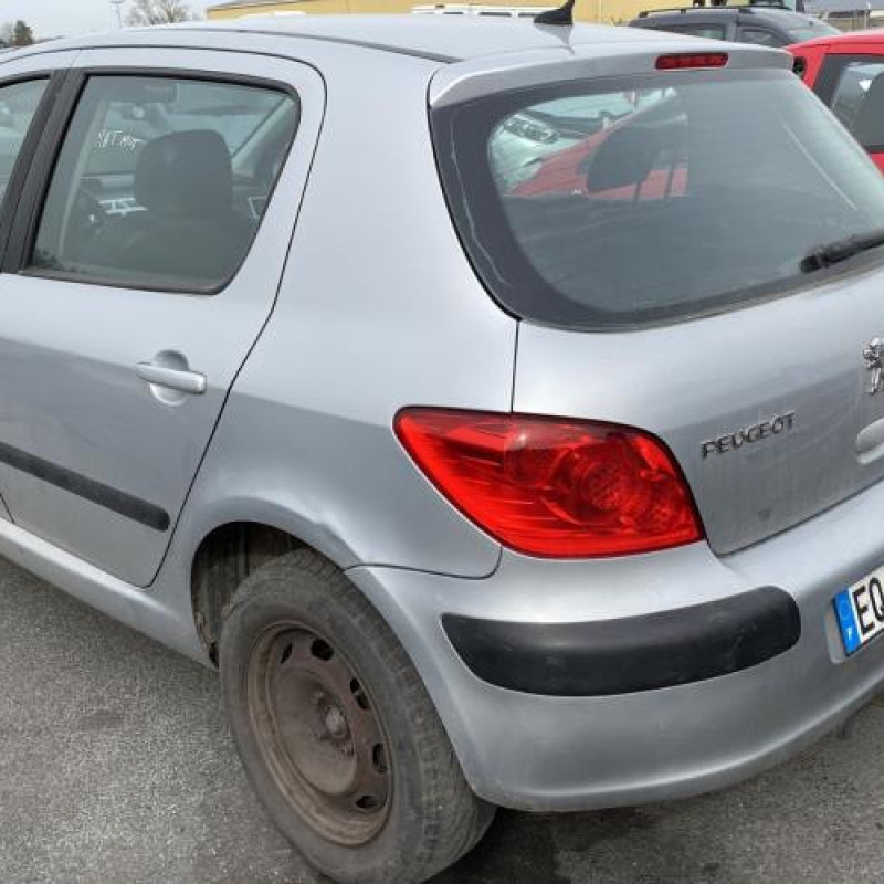 Aile avant droit PEUGEOT 307 Photo n°8