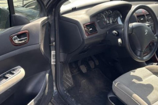 Aile avant droit PEUGEOT 307