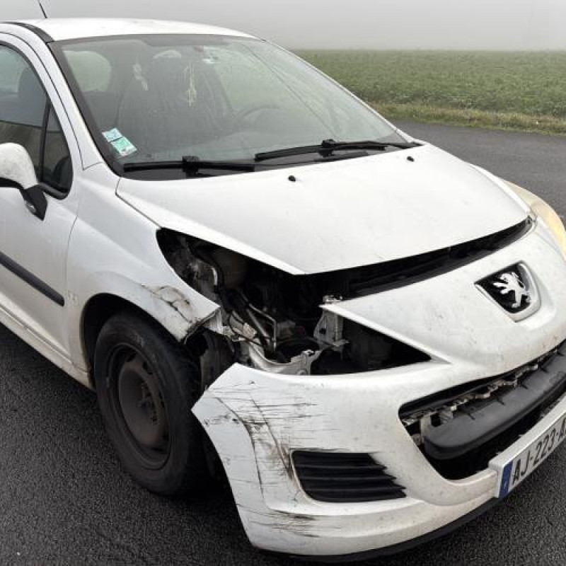 Pare choc arriere PEUGEOT 207 Photo n°8