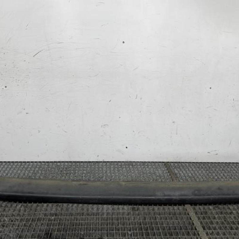 Pare choc arriere RENAULT MASTER 2 Photo n°1