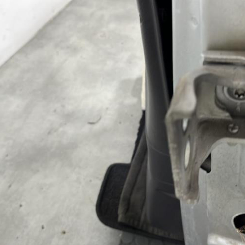 Porte avant gauche PEUGEOT 307 Photo n°4