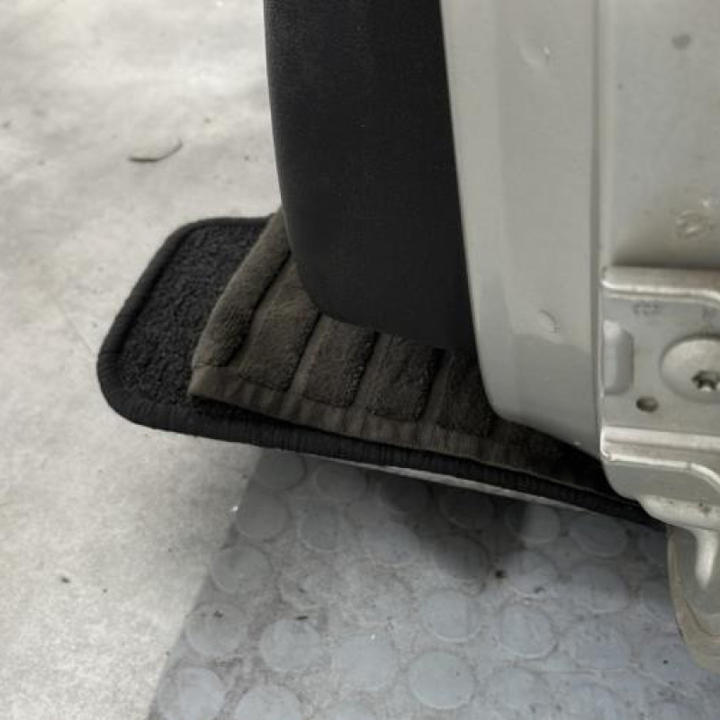 Porte avant gauche PEUGEOT 307 Photo n°6