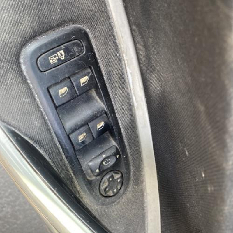 Porte arriere gauche CITROEN C5 2 Photo n°16