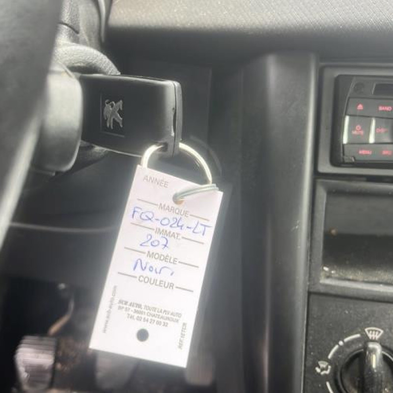 Autoradio PEUGEOT 207 Photo n°6
