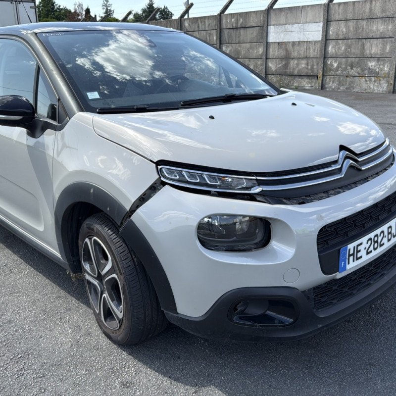 CITROEN C3 3 PHASE 1 1.2 VTI - 12V Photo n°2