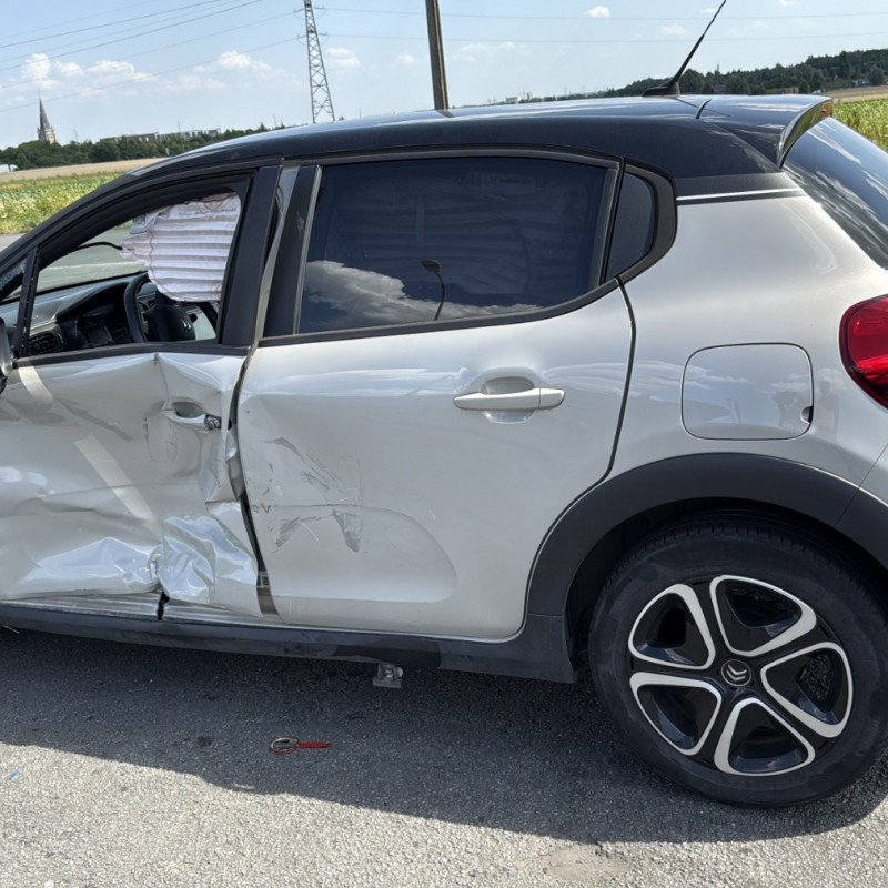 CITROEN C3 3 PHASE 1 1.2 VTI - 12V Photo n°6