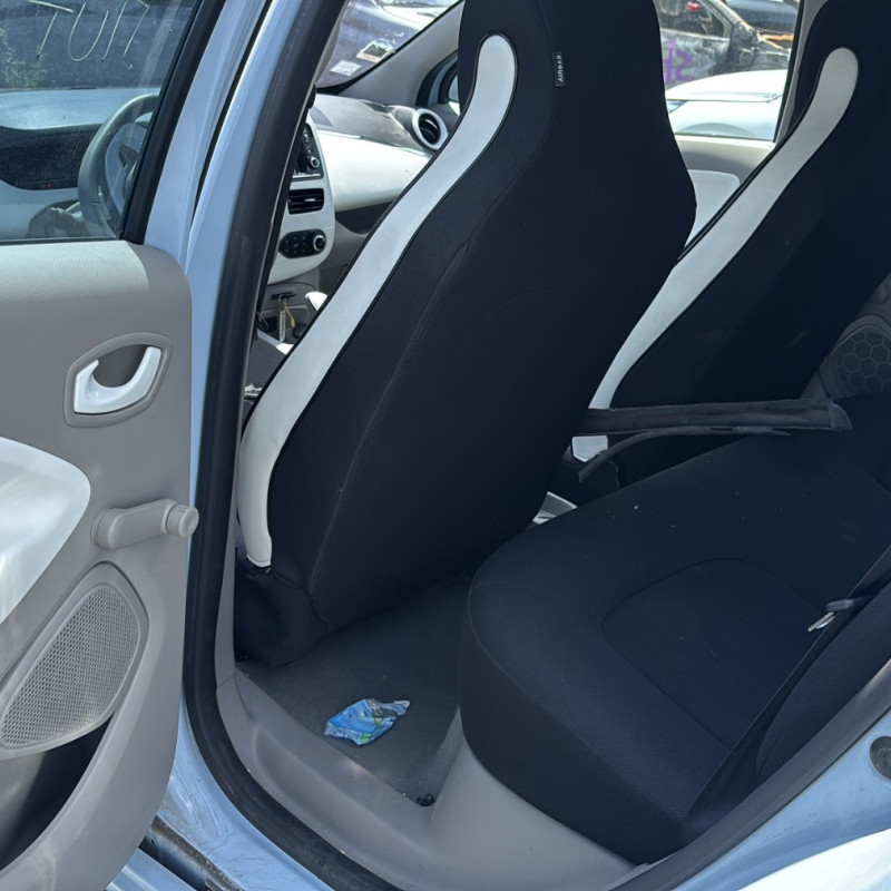 RENAULT ZOE 1 ZE ELECTRIQUE Photo n°10
