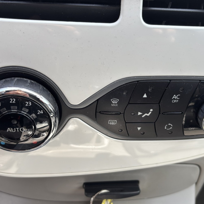 RENAULT ZOE 1 ZE ELECTRIQUE Photo n°18