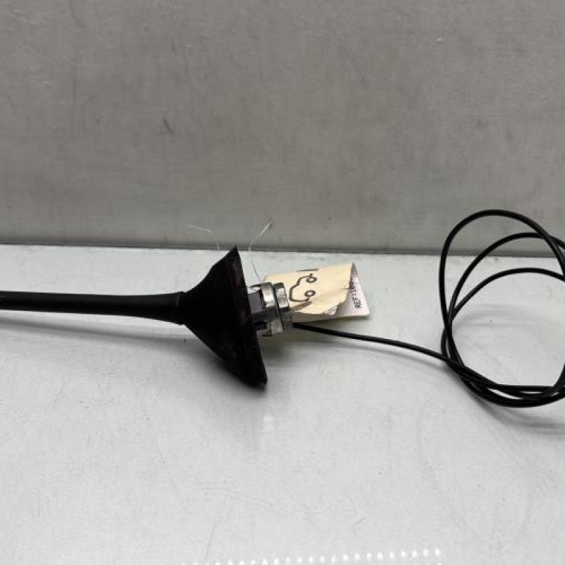 Antenne RENAULT CLIO 4 Photo n°4