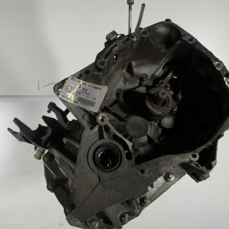 Boite de vitesses RENAULT CLIO 4 Photo n°1