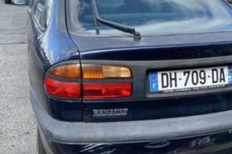 Feu arriere principal droit (feux) RENAULT LAGUNA 1