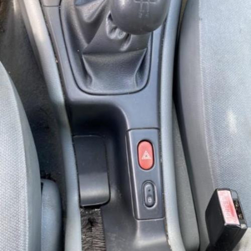 Feu arriere principal droit (feux) RENAULT LAGUNA 1 Photo n°9