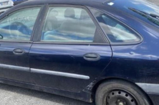 Feu arriere principal droit (feux) RENAULT LAGUNA 1