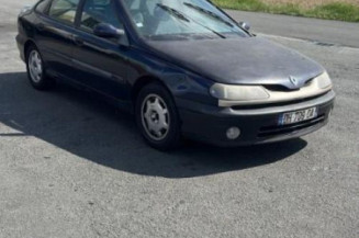 Feu arriere stop central RENAULT LAGUNA 1