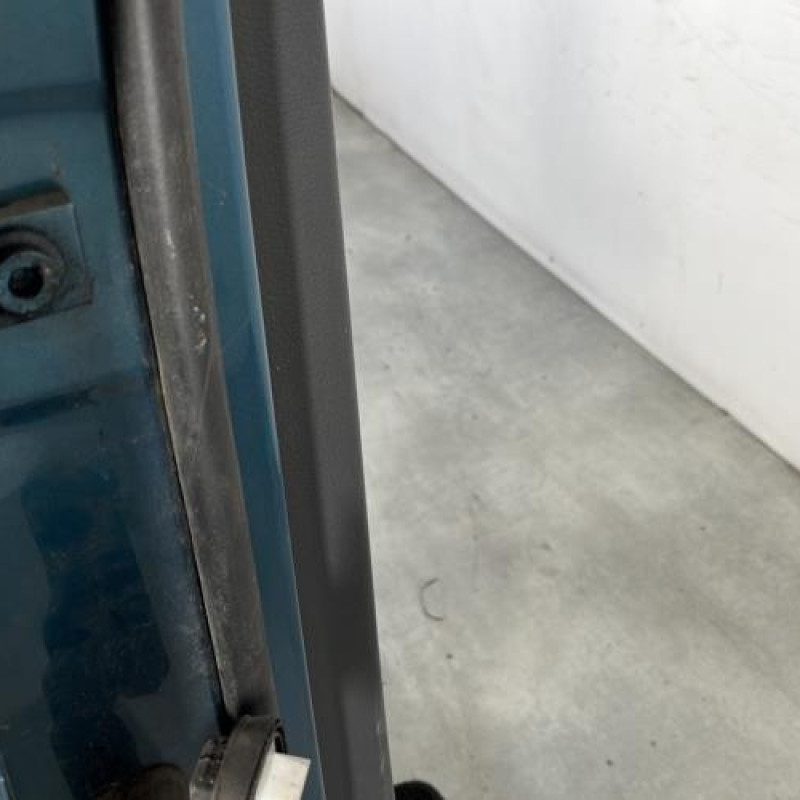 Porte arriere droit VOLKSWAGEN TOURAN 1 Photo n°4