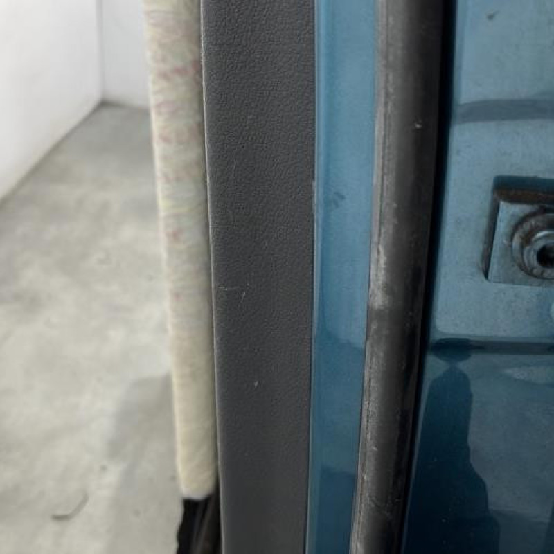Porte arriere gauche VOLKSWAGEN TOURAN 1 Photo n°4
