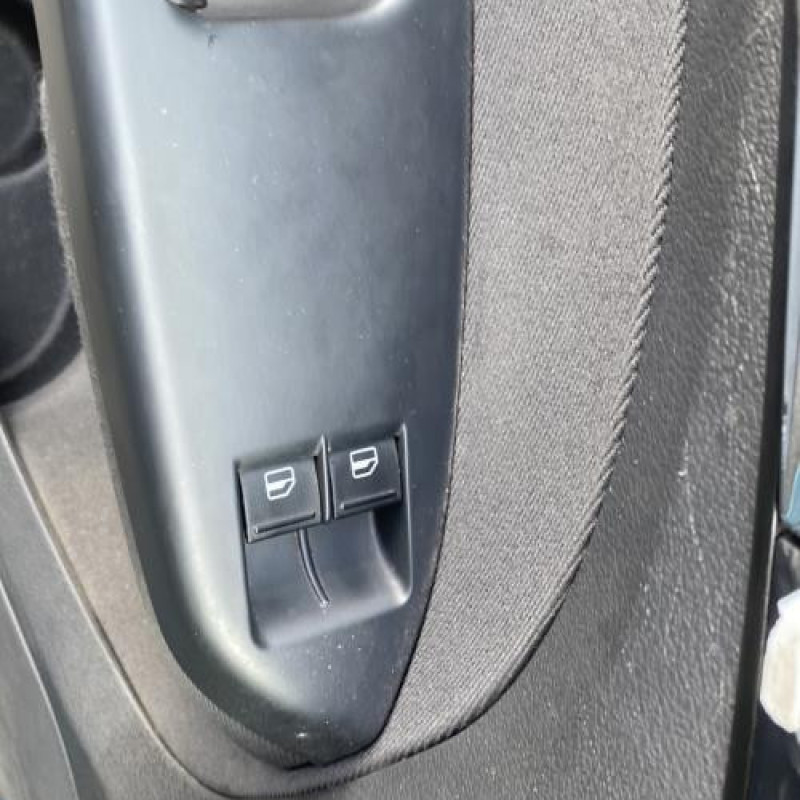 Porte arriere gauche VOLKSWAGEN TOURAN 1 Photo n°17