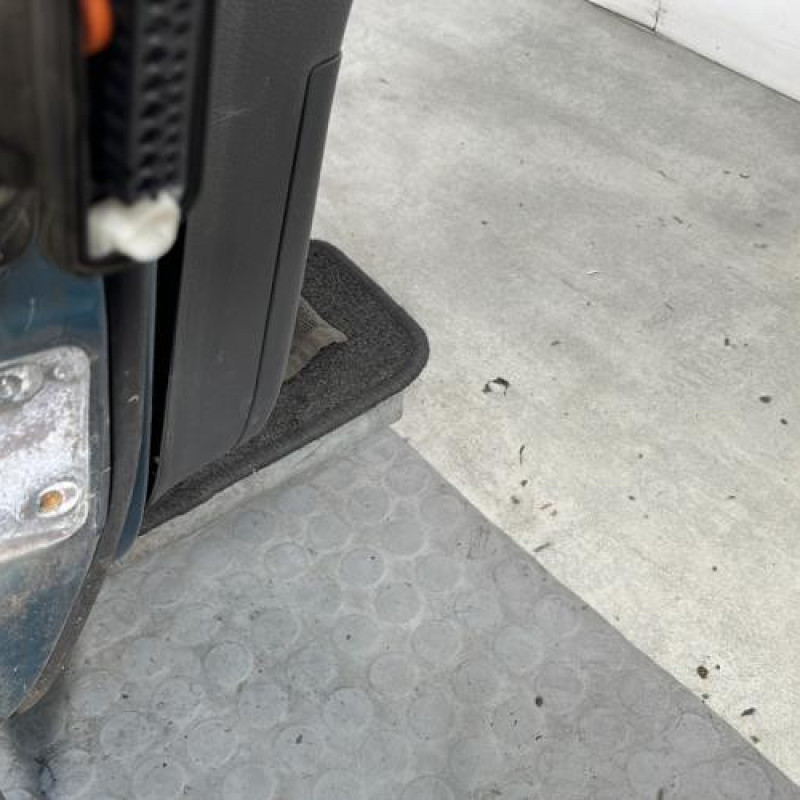 Porte avant droit VOLKSWAGEN TOURAN 1 Photo n°5