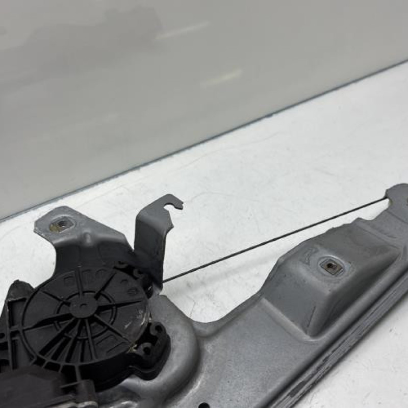 Leve vitre electrique avant droit RENAULT SCENIC 2 Photo n°3
